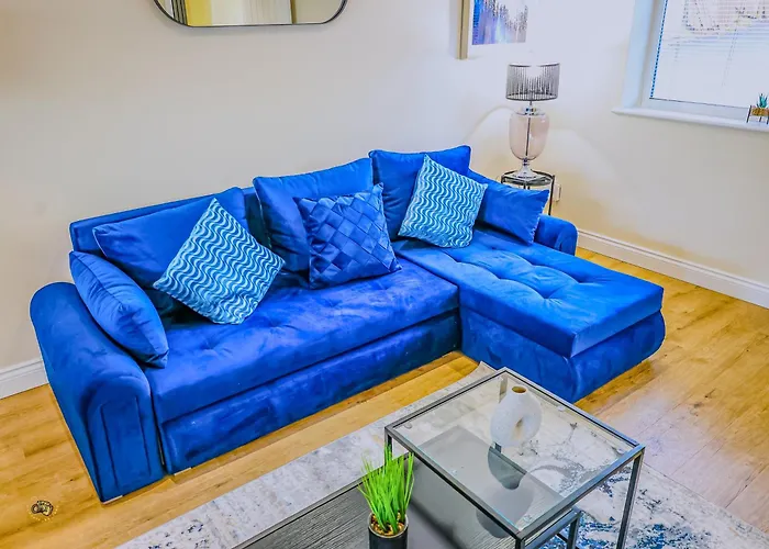 Deja Blue By Altoluxoexperience Short Lets & Serviced Accommodation With Free Parking