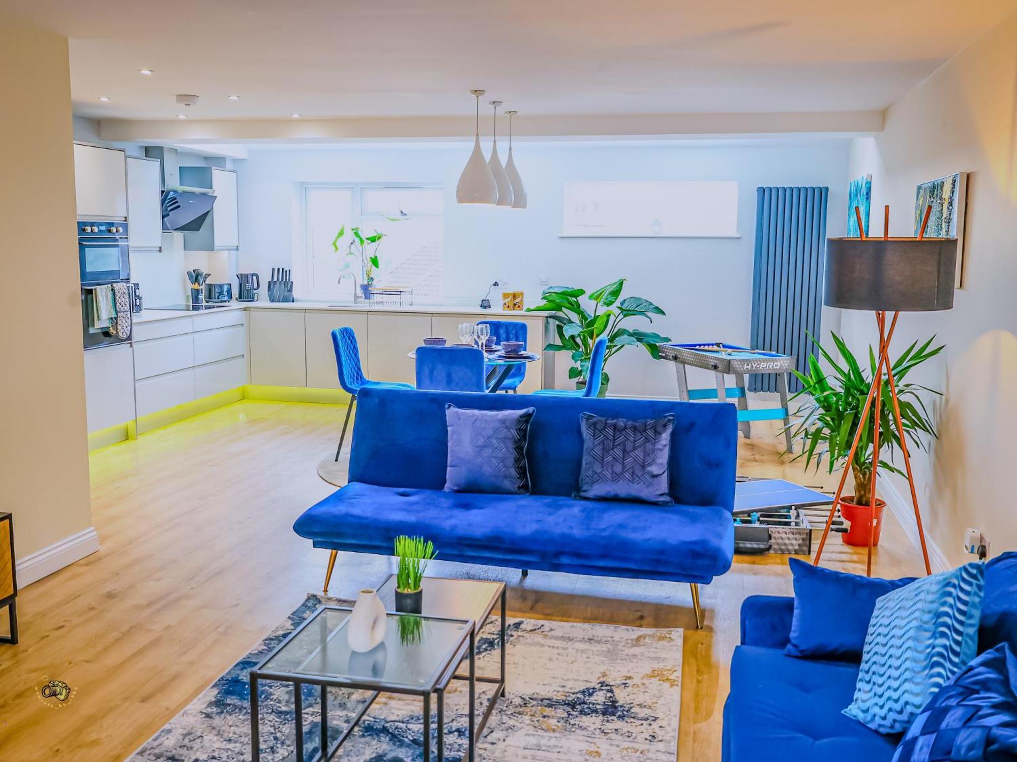 Deja Blue By Altoluxoexperience Short Lets & Serviced With Free Parking *